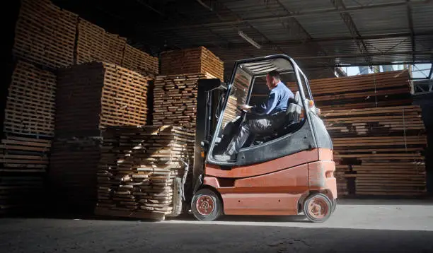 The Unsung Heroes of Logistics: Pallets and Their Crucial Role in Supply Chain Management